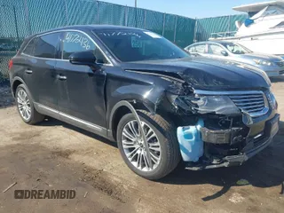 2016 Lincoln MKX Reserve with VIN 2LMTJ8LRXGBL79973, listed as a IAAI auction lot 41772136 with 105,566 mi miles. Bid and sale history available at carsss.com. Image 1.
