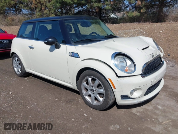 2010 MINI Hardtop S with VIN WMWMF7C55ATZ71881, listed as a IAAI auction lot 41893555 with 77,953 mi miles and . Bid and sale history available at DreamBid. Image 1.