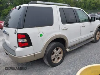 2007 Ford Explorer Eddie Bauer с VIN 1FMEU74E07UA75966, выставлен на аукционе IAAI как лот 42812090 с пробегом 258 244 миль миль и . История ставок и продаж доступна на DreamBid. Изображение 4.