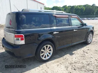 2009 Ford Flex Limited z VIN 2FMDK53C99BA20608, wystawiony jako IAAI lot #42224455 z przebiegiem 206 904 mil mil oraz . Historia ofert i sprzedaży dostępna na DreamBid. Obrazek 4.