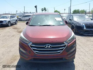 2017 Hyundai Tucson SE Plus with VIN KM8J33A42HU488186, listed as a IAAI auction lot 42015926 with 159,537 mi miles. Bid and sale history available at carsss.com. Image 6.