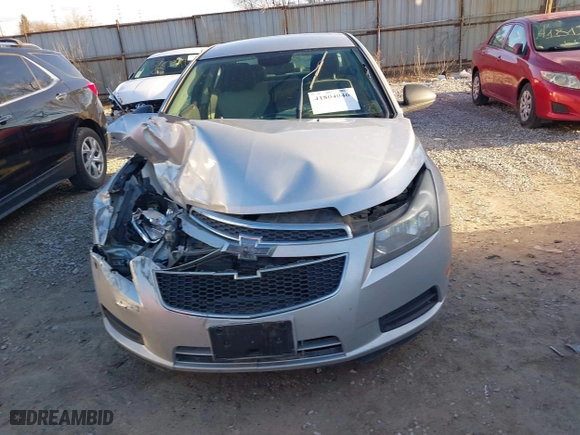 2013 Chevrolet Cruze LS with VIN 1G1PA5SH9D7217211, listed as a IAAI auction lot 41804046 with 155,940 mi miles. Bid and sale history available at carsss.com. Image 12.