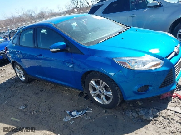 2014 Ford Focus SE with VIN 1FADP3F23EL269452, listed as a IAAI auction lot 41768594 with 40,380 mi miles. Bid and sale history available at carsss.com. Image 14.