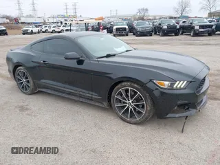 2015 Ford Mustang EcoBoost z VIN 1FA6P8TH5F5342079, wystawiony jako IAAI lot #41902469 z przebiegiem 145 395 mil mil oraz . Historia ofert i sprzedaży dostępna na DreamBid. Obrazek 1.