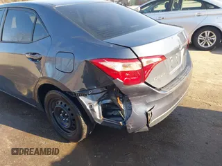 2018 Toyota Corolla L z VIN 2T1BURHE5JC969463, wystawiony jako IAAI lot #41760784 z przebiegiem 406 432 mil mil oraz . Historia ofert i sprzedaży dostępna na DreamBid. Obrazek 6.
