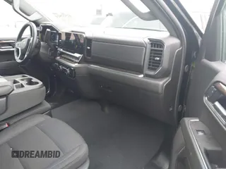 2025 Chevrolet Silverado 1500 LT with VIN 1GCPACED8SZ120748, listed as a IAAI auction lot 41922924 with 13,265 mi miles and . Bid and sale history available at DreamBid. Image 5.