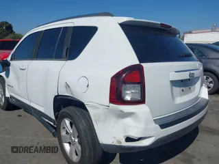 2015 Jeep Compass Sport with VIN 1C4NJCBB0FD122085, listed as a IAAI auction lot 41599772 with 98,155 mi miles. Bid and sale history available at carsss.com. Image 12.
