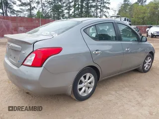 2012 Nissan Versa SV with VIN 3N1CN7APXCL888835, listed as a IAAI auction lot 41909493 with 132,377 mi miles. Bid and sale history available at carsss.com. Image 4.