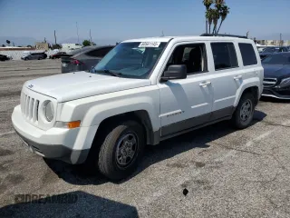 2017 Jeep Patriot Sport SE with VIN 1C4NJPBAXHD148534, listed as a Copart auction lot 60561145 with 116,799 mi miles and Salvage title. Bid and sale history available at DreamBid. Image 1.