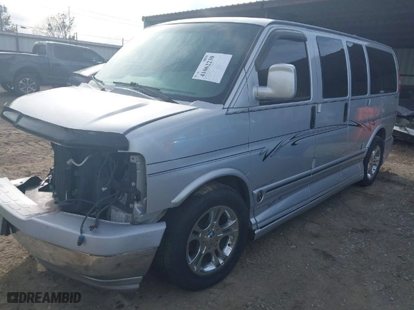 2003 Chevrolet Express Cargo Van YF7 Upfitter with VIN 1GBFG15T831209178, listed as a IAAI auction lot 41062230 with 160,354 mi miles. Bid and sale history available at carsss.com. Image 2.