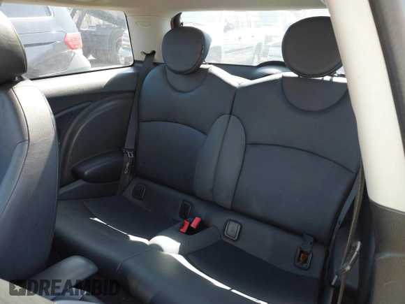 2010 MINI Hardtop with VIN WMWMF3C52ATZ64556, listed as a IAAI auction lot 41862088 with Not Provided miles and . Bid and sale history available at DreamBid. Image 8.