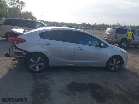 2018 Kia Forte LX with VIN 3KPFL4A78JE212500, listed as a IAAI auction lot 41985165 with 94,462 mi miles. Bid and sale history available at carsss.com. Image 13.