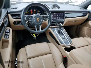 2021 Porsche Macan z VIN WP1AA2A54MLB01438, wystawiony jako Copart lot #53255235 z przebiegiem 31 538 mil mil oraz Szkoda całkowita • Salvage title. Historia ofert i sprzedaży dostępna na DreamBid. Obrazek 8.