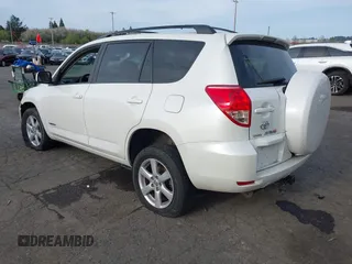 2007 Toyota RAV4 Limited with VIN JTMBD31VX75102959, listed as a IAAI auction lot 42010934 with 208,403 mi miles. Bid and sale history available at carsss.com. Image 3.