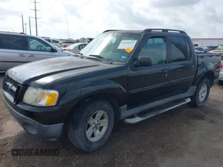 2005 Ford Explorer Sport Trac XLS z VIN 1FMZU67K15UA13387, wystawiony jako IAAI lot #42158317 z przebiegiem 170 703 mil mil oraz . Historia ofert i sprzedaży dostępna na DreamBid. Obrazek 2.