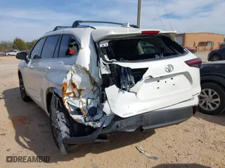 2021 Toyota Highlander XLE with VIN 5TDHZRBH6MS539502, listed as a IAAI auction lot 41791190 with 46,080 mi miles. Bid and sale history available at carsss.com. Image 3.