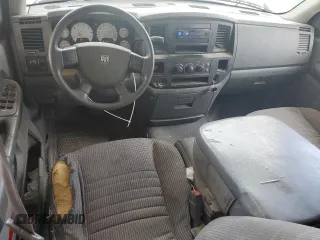 2008 Dodge 1500 SLT z VIN 1D7HA18N78S580598, wystawiony jako Copart lot #56768805 z przebiegiem 273 212 mil mil oraz Czysty tytuł • Clean title. Historia ofert i sprzedaży dostępna na DreamBid. Obrazek 8.