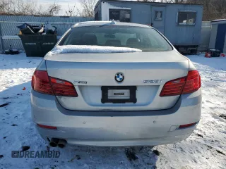 2015 BMW 5 Series 528i xDrive with VIN WBA5A7C51FD622060, listed as a Copart auction lot 42130055 with 86,552 mi miles and Clean title. Bid and sale history available at DreamBid. Image 6.