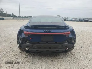 2023 Audi RS e-tron GT z VIN WAUBHBFW1P7903684, wystawiony jako Copart lot #76603094 z przebiegiem 6071 mil mil oraz Nie do naprawy. Historia ofert i sprzedaży dostępna na DreamBid. Obrazek 6.