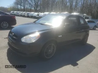 2011 Hyundai Accent GS z VIN KMHCM3AC6BU198599, wystawiony jako Copart lot #52154795 z przebiegiem 116 842 mil mil oraz Szkoda całkowita • Salvage title. Historia ofert i sprzedaży dostępna na DreamBid. Obrazek 1.