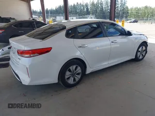 2017 Kia Optima with VIN KNAGT4LE0H5016585, listed as a IAAI auction lot 42185404 with 92,233 mi miles and . Bid and sale history available at DreamBid. Image 4.