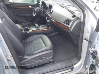 2018 Audi Q5 Premium Plus z VIN WA1BNAFY5J2153910, wystawiony jako IAAI lot #41790666 z przebiegiem 87 376 mil mil oraz . Historia ofert i sprzedaży dostępna na DreamBid. Obrazek 5.