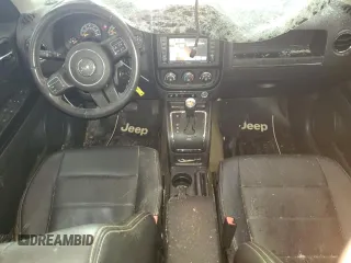 2017 Jeep Patriot High Altitude with VIN 1C4NJRFB2HD155282, listed as a Copart auction lot 61073235 with 47,610 mi miles and Salvage title. Bid and sale history available at DreamBid. Image 8.