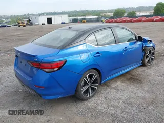 2021 Nissan Sentra SR z VIN 3N1AB8DV3MY322827, wystawiony jako IAAI lot #42145732 z przebiegiem 39 691 mil mil oraz . Historia ofert i sprzedaży dostępna na DreamBid. Obrazek 4.