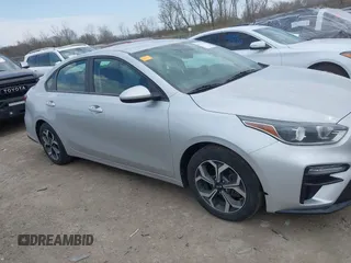 2019 Kia Forte LXS z VIN 3KPF24AD1KE006039, wystawiony jako IAAI lot #42076523 z przebiegiem 70 775 mil mil oraz . Historia ofert i sprzedaży dostępna na DreamBid. Obrazek 13.