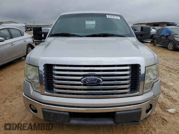 2009 Ford F-150 XL with VIN 1FTPW12V09KC51677, listed as a Copart auction lot 51018715 with 266,912 mi miles and Clean Title. Bid and sale history available at carsss.com. Image 5.