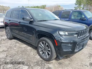 2021 Jeep Grand Cherokee Overland z VIN 1C4RJKDG7M8140271, wystawiony jako IAAI lot #41806329 z przebiegiem 39 160 mil mil oraz . Historia ofert i sprzedaży dostępna na DreamBid. Obrazek 1.