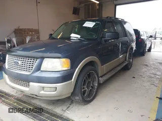 2005 Ford Expedition Eddie Bauer with VIN 1FMPU17585LA92339, listed as a IAAI auction lot 41840325 with 237,470 mi miles. Bid and sale history available at carsss.com. Image 2.