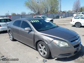 2011 Chevrolet Malibu LT w/1LT with VIN 1G1ZC5EU9BF384604, listed as a IAAI auction lot 41977049 with 226,573 mi miles. Bid and sale history available at carsss.com. Image 1.