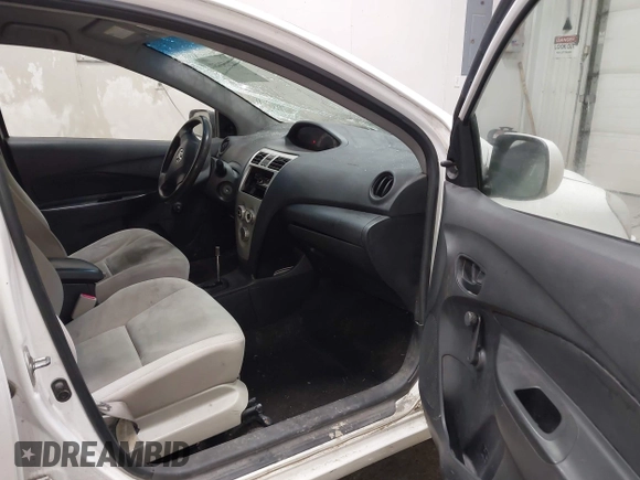 2007 Toyota Yaris with VIN JTDBT923X71058522, listed as a IAAI auction lot 42152157 with 161,050 mi miles. Bid and sale history available at carsss.com. Image 5.