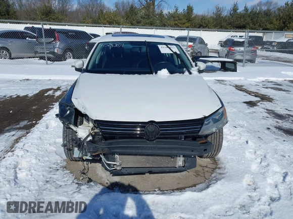 2012 Volkswagen Jetta Sedan SE w/Convenience with VIN 3VWDX7AJ1CM062454, listed as a IAAI auction lot 41580811 with 119,760 mi miles. Bid and sale history available at carsss.com. Image 12.