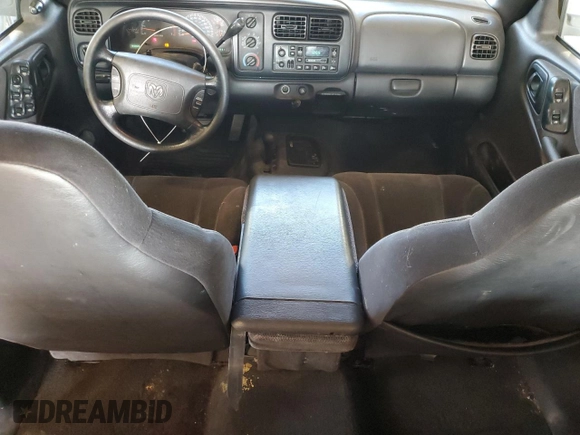 2000 Dodge Dakota Sport with VIN 1B7GG2AN8YS722350, listed as a Copart auction lot 69377984 with 199,883 mi miles and Salvage Title. Bid and sale history available at carsss.com. Image 8.