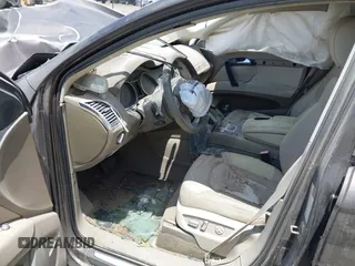 2011 Audi Q7 S line with VIN WA1DGAFE3BD010419, listed as a IAAI auction lot 39539685 with Not provided miles and . Bid and sale history available at DreamBid. Image 5.