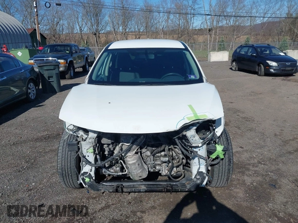 2017 Nissan Rogue SV with VIN KNMAT2MV8HP595664, listed as a IAAI auction lot 41932361 with 89,842 mi miles. Bid and sale history available at carsss.com. Image 12.