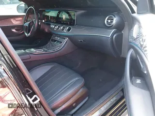 2021 Mercedes-Benz E-Class E 350 with VIN W1KZF8DB2MA918595, listed as a IAAI auction lot 41876355 with 58,508 mi miles. Bid and sale history available at carsss.com. Image 5.