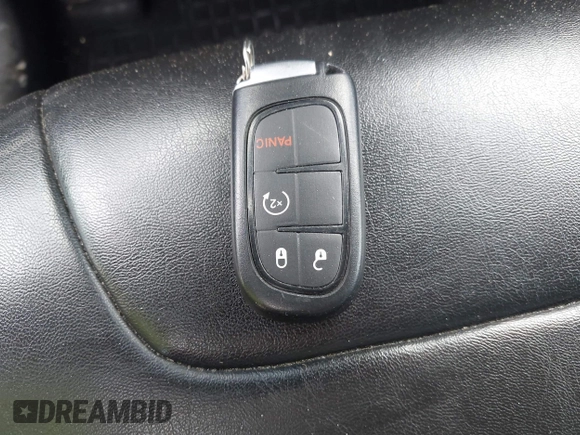 2020 Jeep Cherokee Trailhawk with VIN 1C4PJMBXXLD636547, listed as a IAAI auction lot 42314654 with 59,061 mi miles and . Bid and sale history available at DreamBid. Image 11.