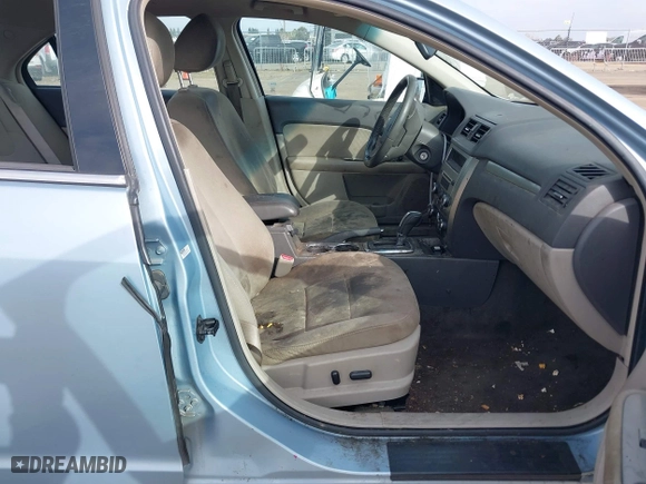 2011 Ford Fusion Hybrid with VIN 3FADP0L3XBR299914, listed as a IAAI auction lot 41659161 with 169,448 mi miles. Bid and sale history available at carsss.com. Image 5.