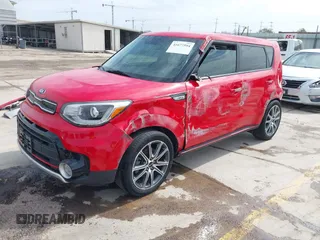 2018 Kia Soul ! with VIN KNDJX3AA8J7533909, listed as a IAAI auction lot 41677594 with 77,486 mi miles. Bid and sale history available at carsss.com. Image 2.