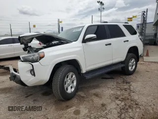 2020 Toyota 4Runner SR5 with VIN JTEBU5JR4L5756652, listed as a Copart auction lot 54625825 with 113,903 mi miles and Salvage title. Bid and sale history available at DreamBid. Image 1.