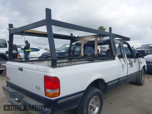 1994 Ford Ranger Splash z VIN 1FTCR14U5RPC39232, wystawiony jako IAAI lot #42090413 z przebiegiem Nie podano mil oraz . Historia ofert i sprzedaży dostępna na DreamBid. Obrazek 4.