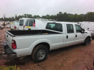 2015 Ford F-250 XL z VIN 1FT7W2A67FED48997, wystawiony jako Copart lot #89247355 z przebiegiem 291 467 mil mil oraz Szkoda całkowita • Salvage title. Historia ofert i sprzedaży dostępna na DreamBid. Obrazek 3.