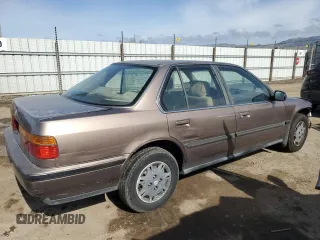 1990 Honda Accord LX with VIN JHMCB7659LC064137, listed as a Copart auction lot 45761615 with 382,195 mi miles and Non Repairable. Bid and sale history available at carsss.com. Image 2.
