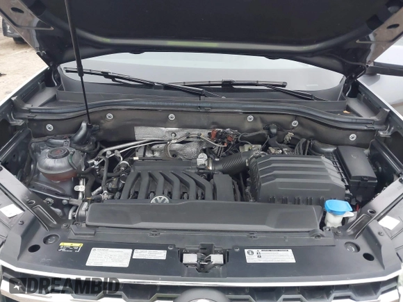 2020 Volkswagen Atlas SEL with VIN 1V2ER2CA6LC505201, listed as a IAAI auction lot 41335878 with 30,732 mi miles and . Bid and sale history available at DreamBid. Image 10.