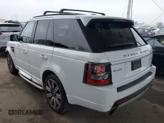 2013 Land Rover Range Rover Sport SC with VIN SALSH2E40DA800038, listed as a IAAI auction lot 42152992 with 119,438 mi miles and . Bid and sale history available at DreamBid. Image 3.