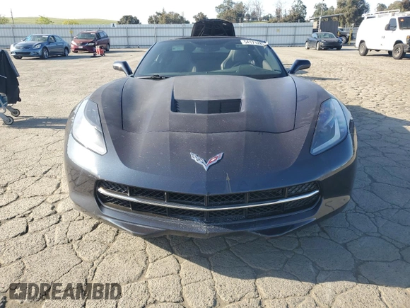 2015 Chevrolet Corvette 1LT z VIN 1G1YB2D77F5112539, wystawiony jako Copart lot #54171285 z przebiegiem 65 575 mil mil oraz Szkoda całkowita • Salvage title. Historia ofert i sprzedaży dostępna na DreamBid. Obrazek 5.