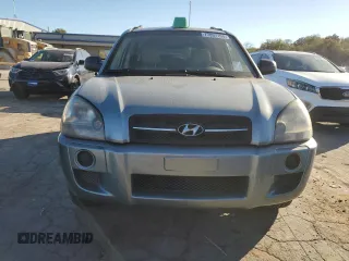 2008 Hyundai Tucson GLS with VIN KM8JM12B38U755186, listed as a Copart auction lot 77097104 with 209,714 mi miles and Salvage Title. Bid and sale history available at carsss.com. Image 5.